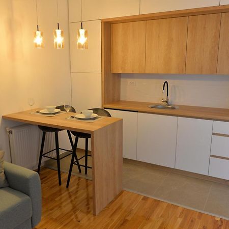 Hm Apartments Indija Екстериор снимка