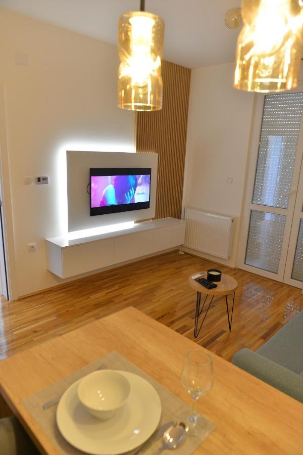 Hm Apartments Indija Екстериор снимка