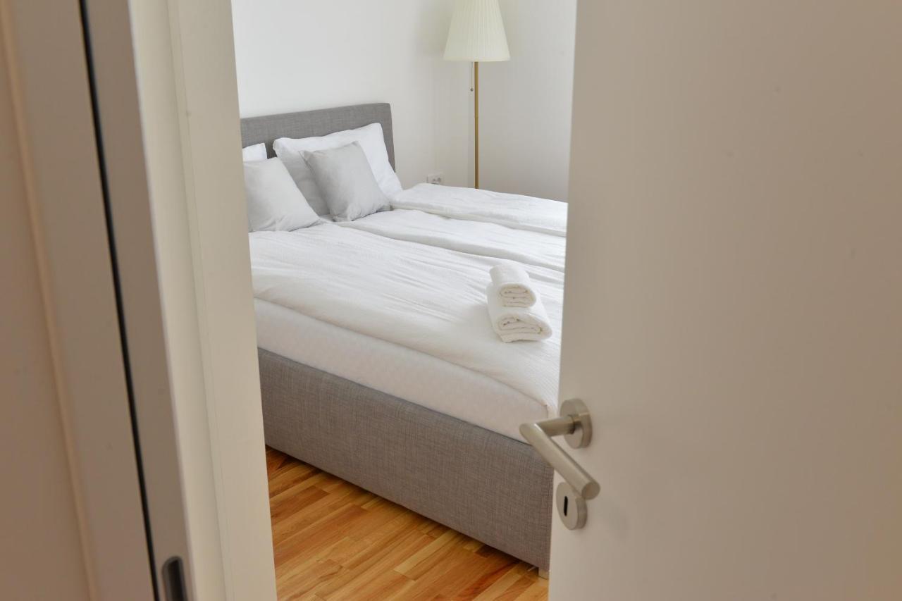 Hm Apartments Indija Екстериор снимка
