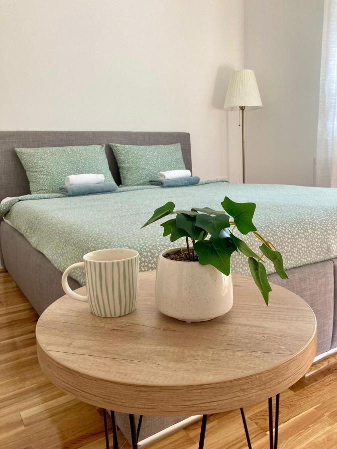 Hm Apartments Indija Екстериор снимка