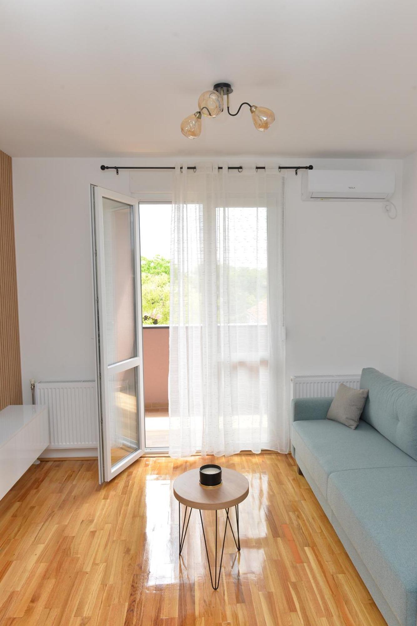 Hm Apartments Indija Екстериор снимка