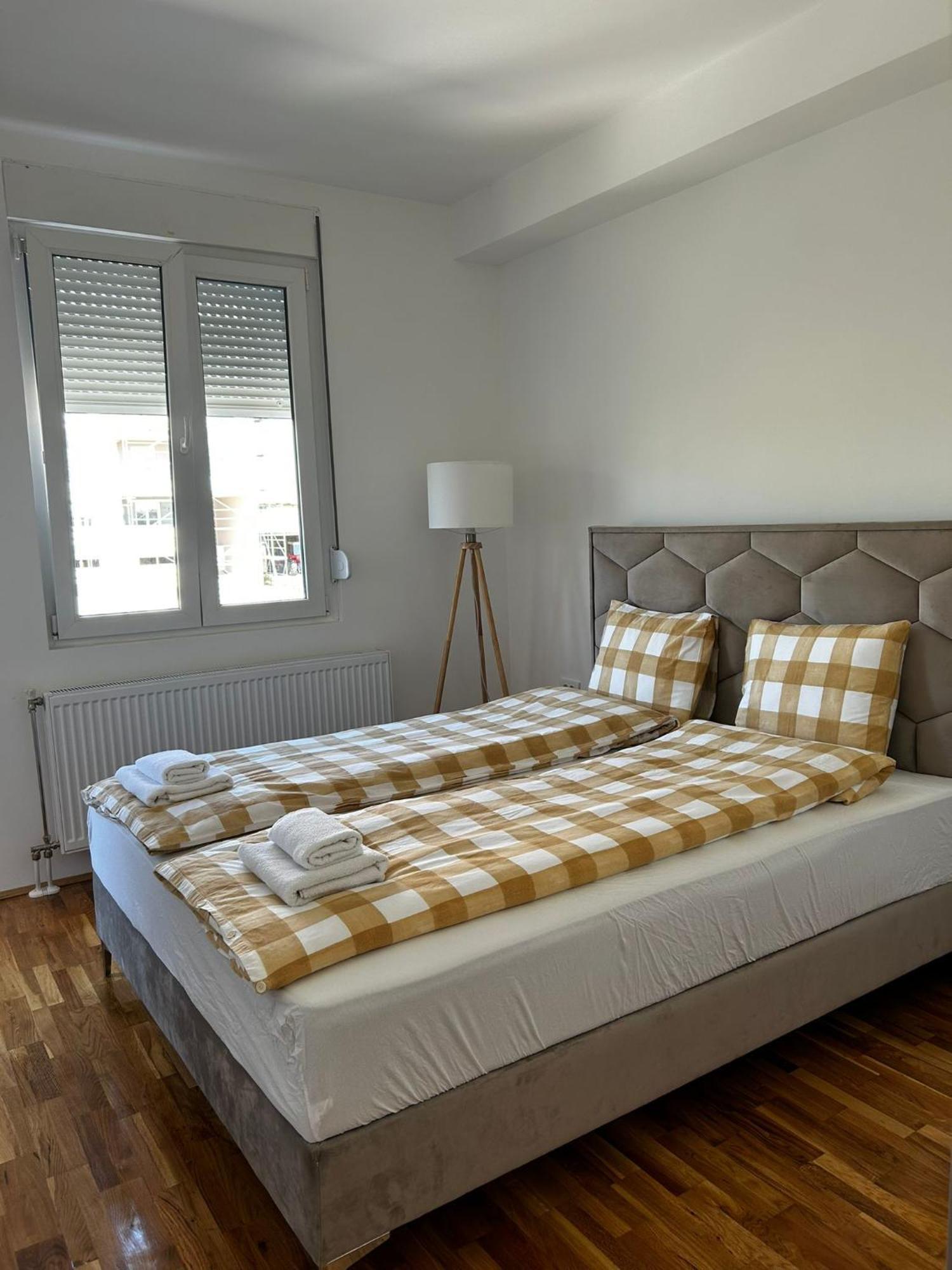 Hm Apartments Indija Екстериор снимка